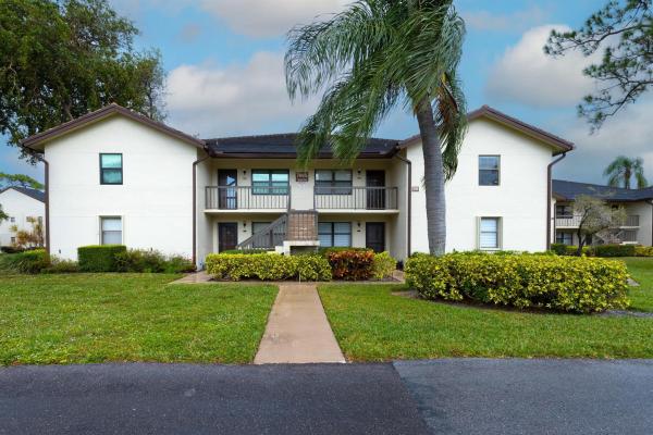 Lucerne Pointe, 7665 Tahiti Ln #202, Lake Worth Beach, Florida 33467, image 1