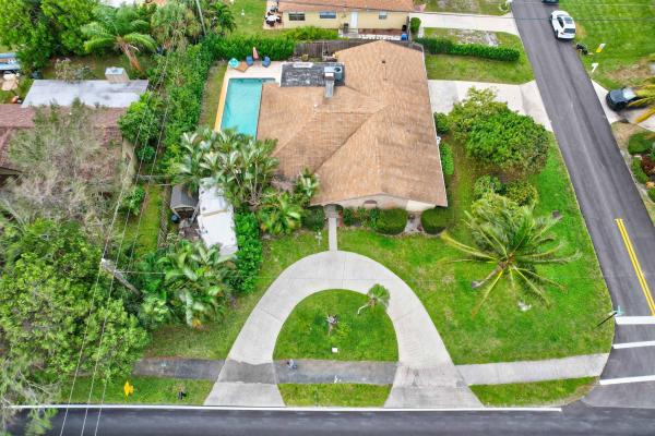 Jupiter In The Pines, 1604 Seabrook Rd, Jupiter, Florida 33469, image 1