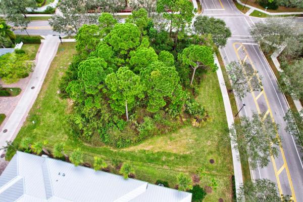 Martinique At Abacoa, 2604 Greenway Dr, Jupiter, Florida 33458, image 1
