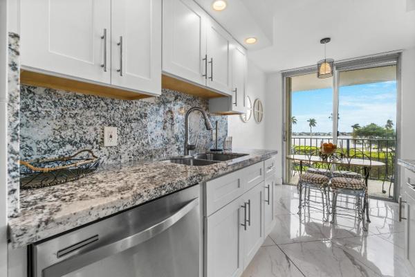 Rapallo North, 1701 S Flagler Dr #304, West Palm Beach, Florida 33401, image 1