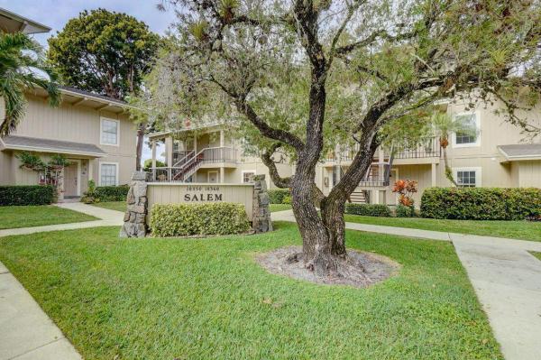 Riverbend Country Club, 18350 SE Wood Haven Ln #J, Jupiter, Florida 33469, image 1