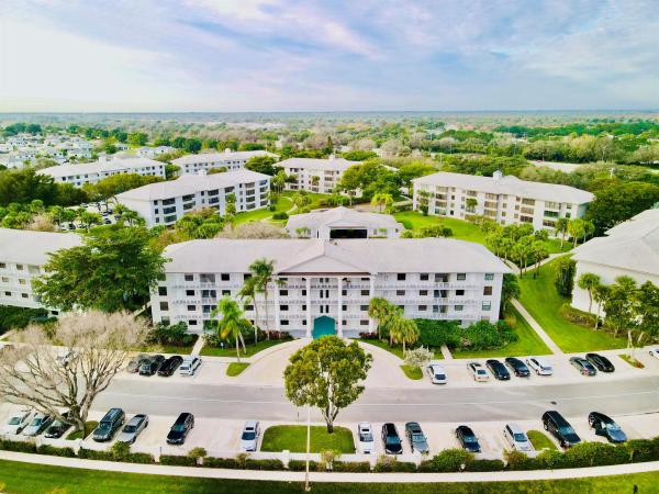 Whitehall, 3716 Whitehall Dr #304, West Palm Beach, Florida 33401, image 1