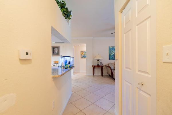 The Villas At Emerald Dunes, 6394 Emerald Dunes Dr #204, West Palm Beach, Florida 33411, image 1