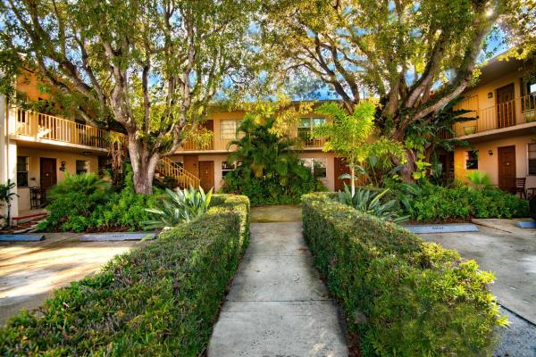 Townsite, 30 S J St #3, Lake Worth Beach, Florida 33460, image 1