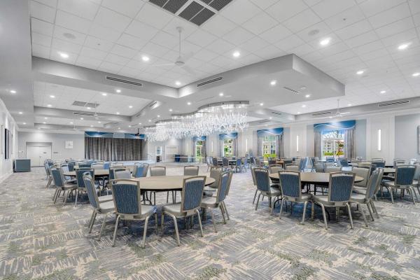 Huntington Pointe, 6384 Kings Gate Cir, Delray Beach, Florida 33484, image 1