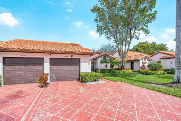 Huntington Pointe, 6384 Kings Gate Cir, Delray Beach, Florida 33484, image 3