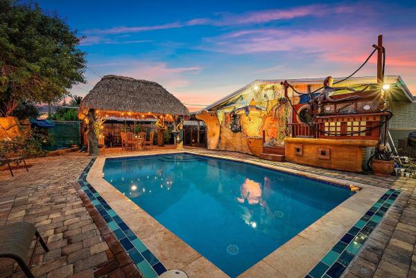 Meadowbrook, 6131 Westover Rd, West Palm Beach, Florida 33417, image 1