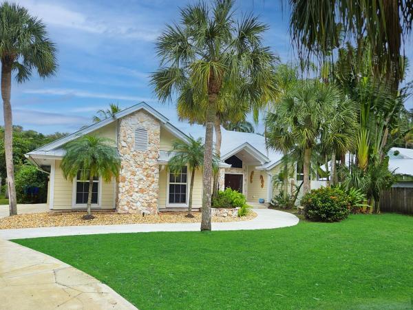 Loxahatchee Landing, 5889 Senegal Ct, Jupiter, Florida 33458, image 1
