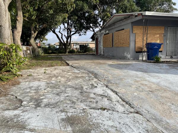 Monroe Heights, 1122 W 26th Ct, Riviera Beach, Florida 33404, image 2