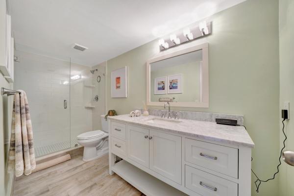 Crystal Bay Club, 4491 Crystal Lake Dr #B102, Deerfield Beach, Florida 33064, image 2
