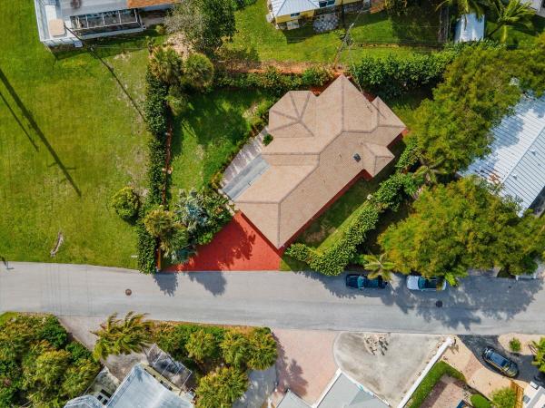 Juno Heights, 390 Neptune Rd, Juno Beach, Florida 33408, image 2