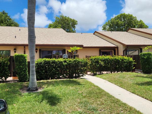 The Palm Club, 1020 Green Pine Blvd #F, West Palm Beach, Florida 33409, image 1