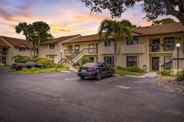 Park Pointe, 3374 Lucerne Park Dr, Greenacres, Florida 33467, image 1