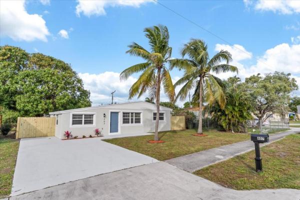 Delray Manor, 407 SW 9th St, Delray Beach, Florida 33444, image 1