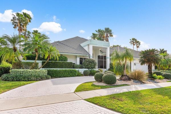 Stonebridge Golf & Country Club, 10483 Stonebridge Blvd, Boca Raton, Florida 33498, image 1
