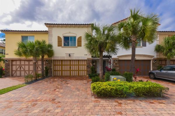 Binks Pointe, 139 Crape Myrtle Ln, Wellington, Florida 33414, image 1