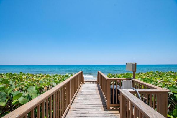 Concordia East, 3560 S Ocean Blvd #306, South Palm Beach, Florida 33480, image 1