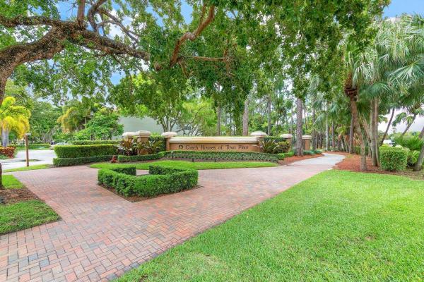 Coach Houses Of Town Place, 5600 Coach House Cir #H, Boca Raton, Florida 33486, image 2