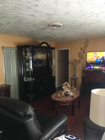 Miramar Tropical, 7211 Shalimar St, Miramar, Florida 33023, image 1