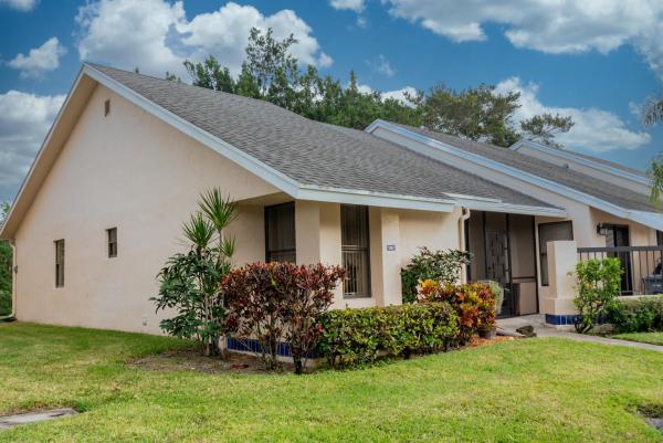 The Villas Of Waterberry, 10867 Waterberry Ct, Boca Raton, Florida 33498, image 1