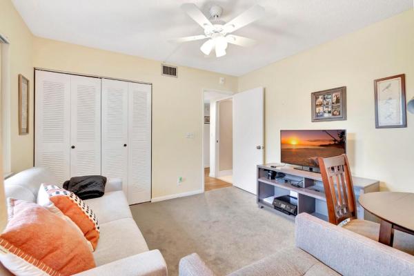 Huntington Lakes 3, 14376 Amberly Ln #206, Delray Beach, Florida 33446, image 1