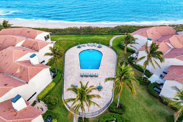Dunes Of Ocean Ridge, 6711 N Ocean Blvd #32, Ocean Ridge, Florida 33435, image 2