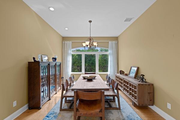 Presidential Estates, 10 Firestone Cir, West Palm Beach, Florida 33401, image 2