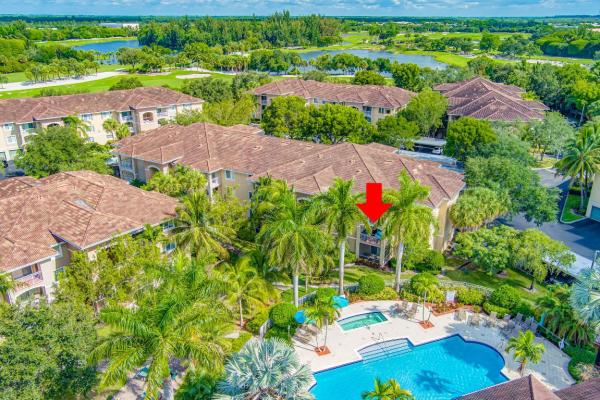 The Villas At Emerald Dunes, 6521 Emerald Dunes Dr #208, West Palm Beach, Florida 33411, image 2