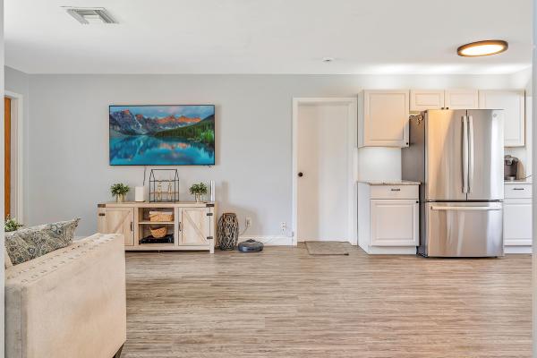 Lake Osborne Heights, 702 Snowden Dr, Lake Worth Beach, Florida 33461, image 1