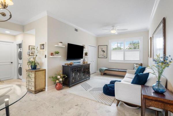 Pineapple Place, 95 NE 4th Ave #A, Delray Beach, Florida 33483, image 1