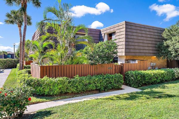 The Lakes At The Bluffs, 2018 20th Ct, Jupiter, Florida 33477, image 1