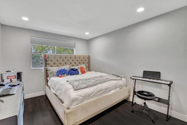 2112 NW 53rd St, Boca Raton, Florida 33496, image 3