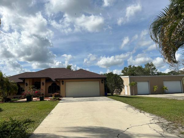 Palm Beach Country Estates, 15687 80th Dr N, Palm Beach Gardens, Florida 33418, image 2