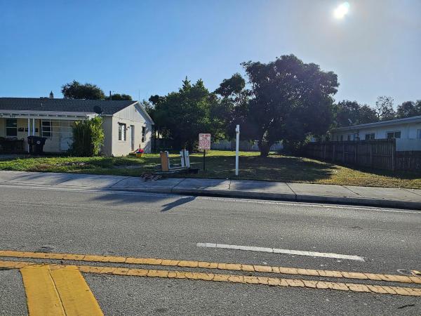 Lake Worth Town, 618 N Federal Hwy, Lake Worth Beach, Florida 33460, image 1