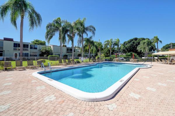 Abbey Village, 17 Willowbrook Ln #104, Delray Beach, Florida 33446, image 1