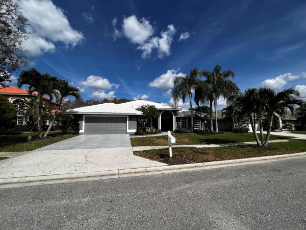 The Estates Of Royal Palm Beach, 140 Kapok Cres, Royal Palm Beach, Florida 33411, image 1