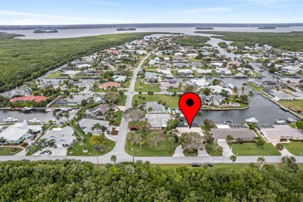 Queens Cove, 121 Queens Rd, Fort Pierce, Florida 34949, image 1