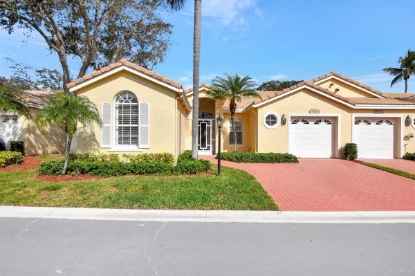 St Tropez Villas, 17311 Boca Club Blvd #4, Boca Raton, Florida 33487, image 1