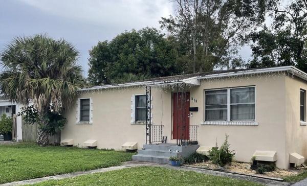 Willfred Park, 818 El Vedado, West Palm Beach, Florida 33405, image 1