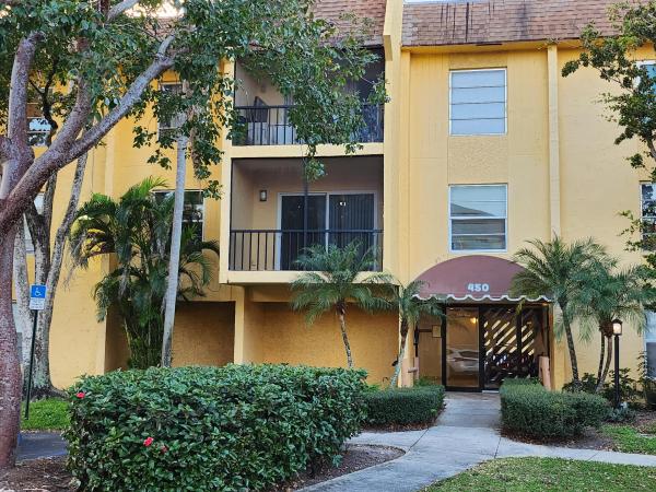 Casa Del Rio, 450 NW 20th St #3040, Boca Raton, Florida 33431, image 3