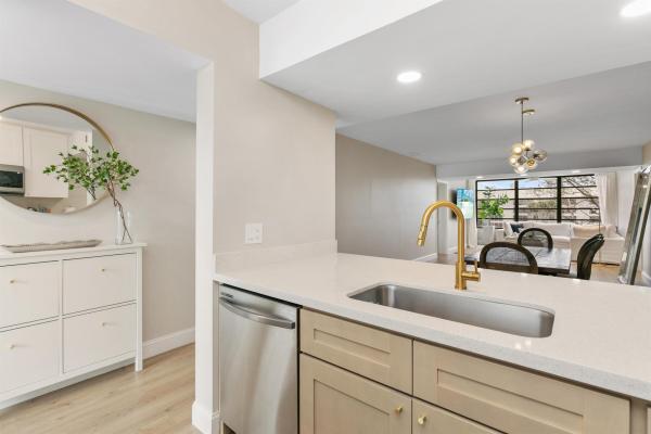 Whitehall 2 Of Pine Island Ridge, 1705 Whitehall Dr #303, Davie, Florida 33324, image 1