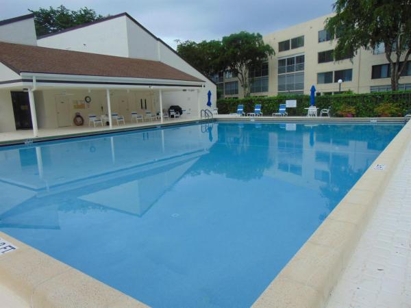 Ashton At Spring Lakes, 3186 Via Poinciana #412, Lake Worth Beach, Florida 33467, image 1