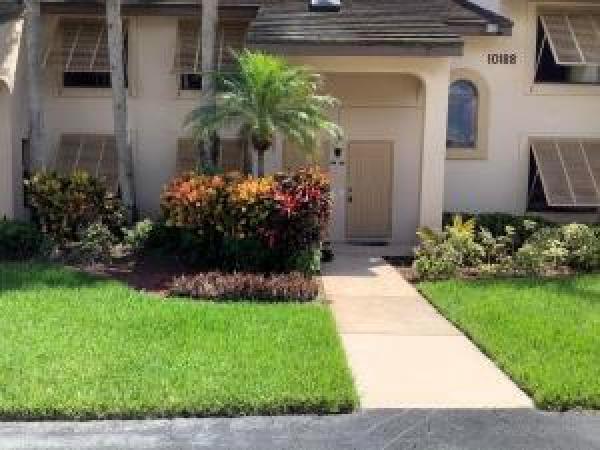 Lakeside Of Banyan Springs, 10188 Mangrove Dr #204, Boynton Beach, Florida 33437, image 1