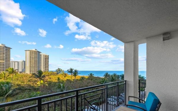Palm Beach Marriott Singer Island Beach Resort & Spa, 3800 N Ocean Dr #611, Riviera Beach, Florida 33404, image 1