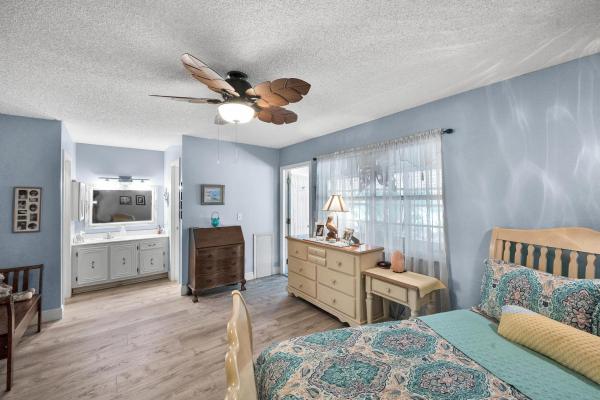 High Point Of Fort Pierce, 105 Lakes End Dr #B, Fort Pierce, Florida 34982, image 1