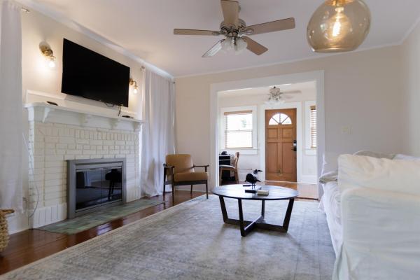 Moss & Heisler, 1309 Florida Ave, West Palm Beach, Florida 33401, image 1