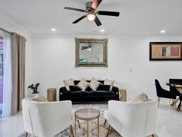 Pebble Springs, 4060 N Pine Island Rd #E1, Sunrise, Florida 33351, image 1