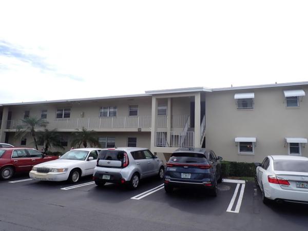 Four Sea Suns, 306 Circle Dr #202, Boynton Beach, Florida 33435, image 1