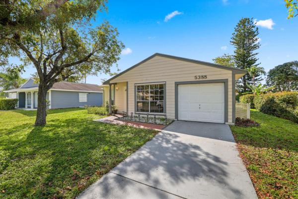 Waterchase, 5388 Courtney Cir, Boynton Beach, Florida 33472, image 1