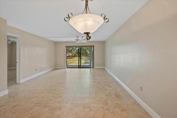 Golden Lakes Village, 140 Lake Nancy Ln #212, West Palm Beach, Florida 33411, image 2